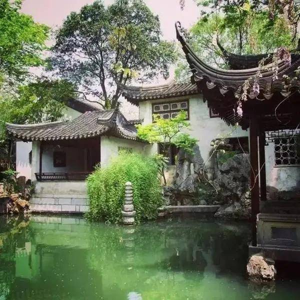 星空·综合体育|
中国传统修建这么多 怎样分辨中国各式传统修建(图4) 星空·综合体育|
中国传统修建这么多 怎样分辨中国各式传统修建(图4)